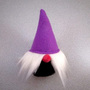 https://washingtoncreeklavender.com/wp-content/uploads/2020/03/lavender-gnome-300x300.jpg